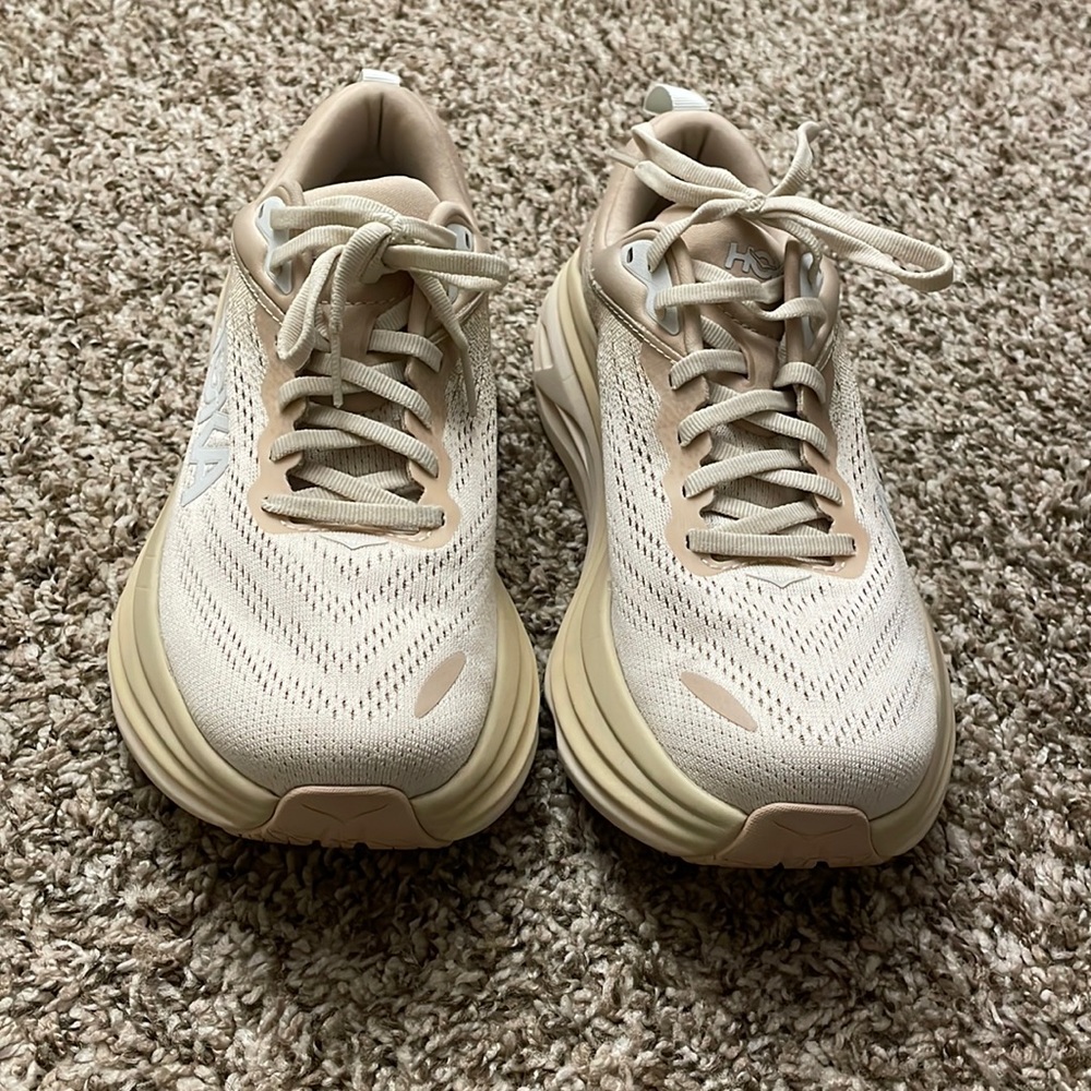 HOKA Bondi 8 Running Sneaker